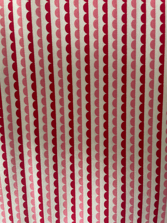 Lakehouse Fabrics - Instant Scallops - Red